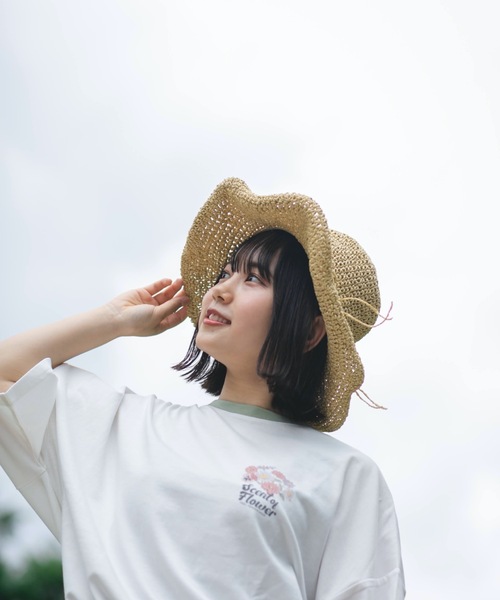 nemne store(ネンネストア)の「押し花にするリンガー花プリントT(Tシャツ/カットソー・レディース・ベージュ/オフホワイト/オートミール・フリー)」の18枚目の写真