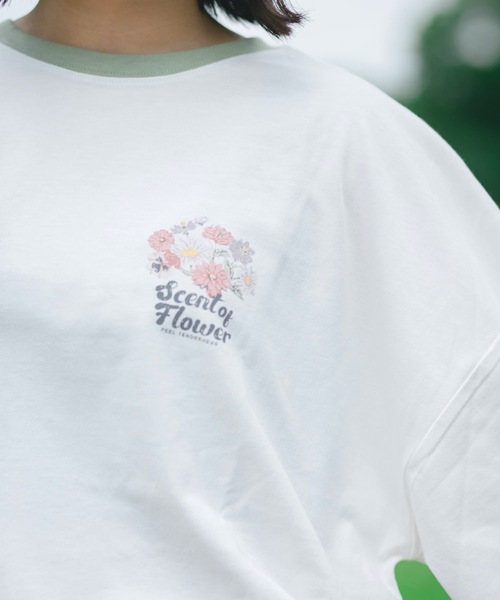 nemne store(ネンネストア)の「押し花にするリンガー花プリントT(Tシャツ/カットソー・レディース・ベージュ/オフホワイト/オートミール・フリー)」の21枚目の写真