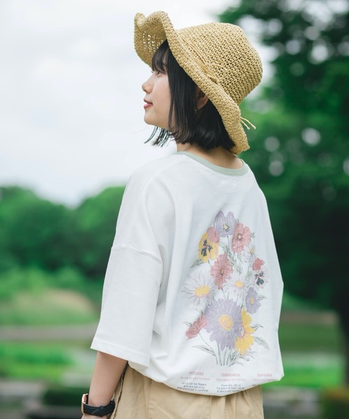 nemne store(ネンネストア)の「押し花にするリンガー花プリントT(Tシャツ/カットソー・レディース・ベージュ/オフホワイト/オートミール・フリー)」の12枚目の写真