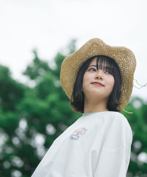 nemne store(ネンネストア)の「押し花にするリンガー花プリントT(Tシャツ/カットソー・レディース・ベージュ/オフホワイト/オートミール・フリー)」の20枚目の写真