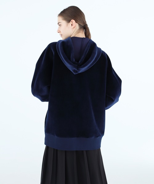 Y-3（ワイスリー）の「U SQUARE VELVET SPACER FULL-ZIP HOODIE