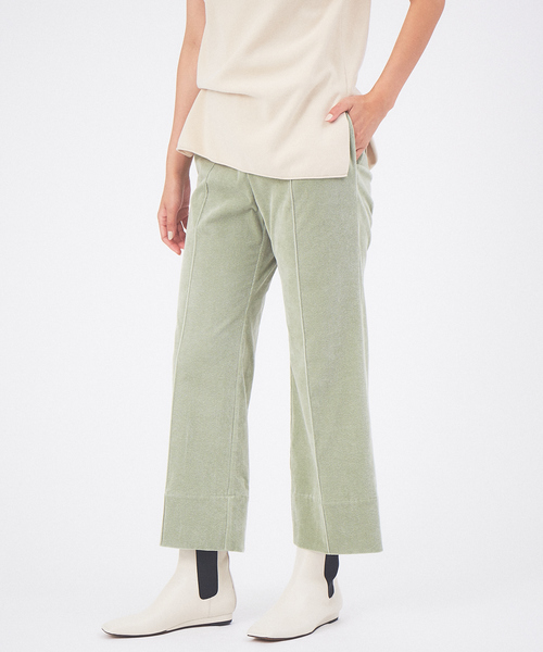 qualite（カリテ）の「コーデュロイクロップドパンツ（その他パンツ・レディース・ダークグリーン/ベージュ/モスグリーン・38/36/34）」の3枚目の写真