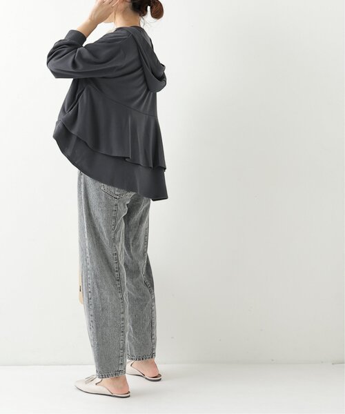 frames RAY CASSIN（フレームスレイカズン）の「バックティアードパーカー（パーカー・レディース・ブルー/モカ/スミクロ・FREE）」の12枚目の写真