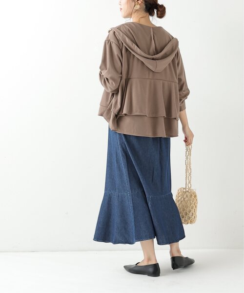 frames RAY CASSIN（フレームスレイカズン）の「バックティアードパーカー（パーカー・レディース・ブルー/モカ/スミクロ・FREE）」の20枚目の写真