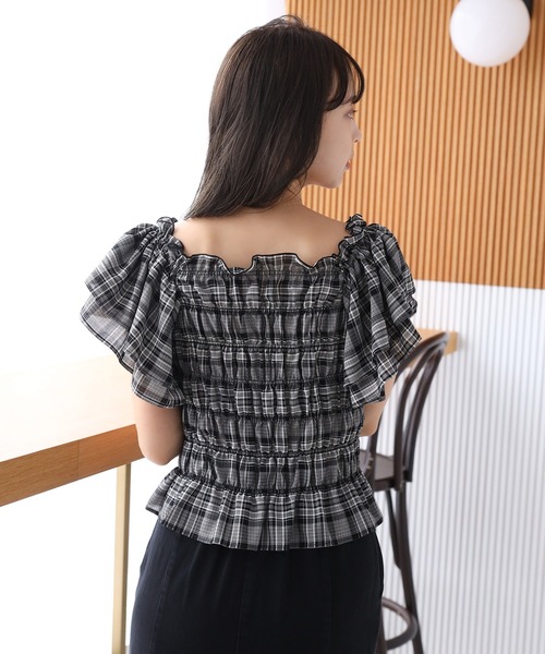 one after another NICE CLAUP（ワンアフターアナザーナイスクラップ）の「シャーリングフレアブラウス（シャツ/ブラウス・レディース・ブラック/ベージュ/オフホワイト/オレンジ・FREE）」の21枚目の写真