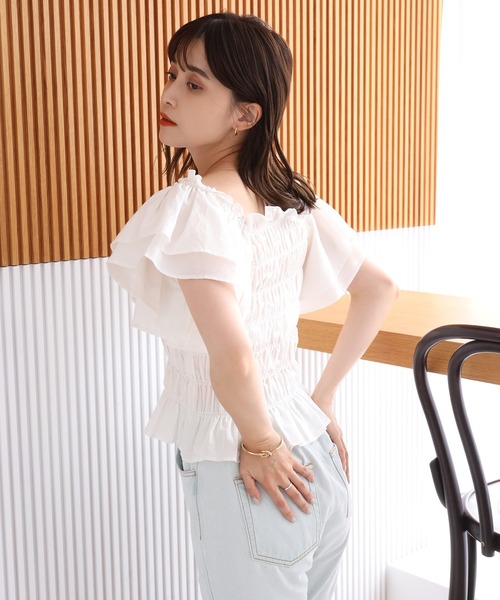 one after another NICE CLAUP（ワンアフターアナザーナイスクラップ）の「シャーリングフレアブラウス（シャツ/ブラウス・レディース・ブラック/ベージュ/オフホワイト/オレンジ・FREE）」の16枚目の写真