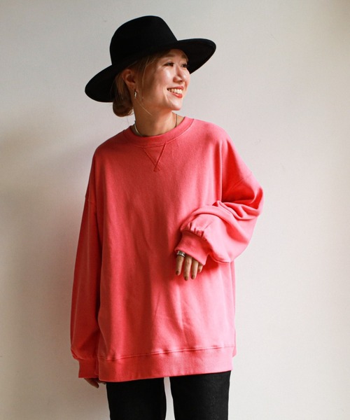 feepur（フェピュール）の「シンプルBIGスウェット（スウェット・レディース・オフホワイト/チャコールグレー/ピンク/ネイビー/杢グレー・MEDIUM）」の5枚目の写真