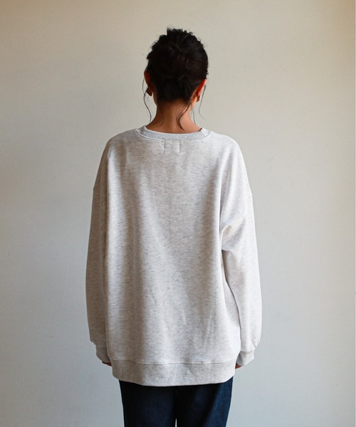 feepur（フェピュール）の「シンプルBIGスウェット（スウェット・レディース・オフホワイト/チャコールグレー/ピンク/ネイビー/杢グレー・MEDIUM）」の20枚目の写真