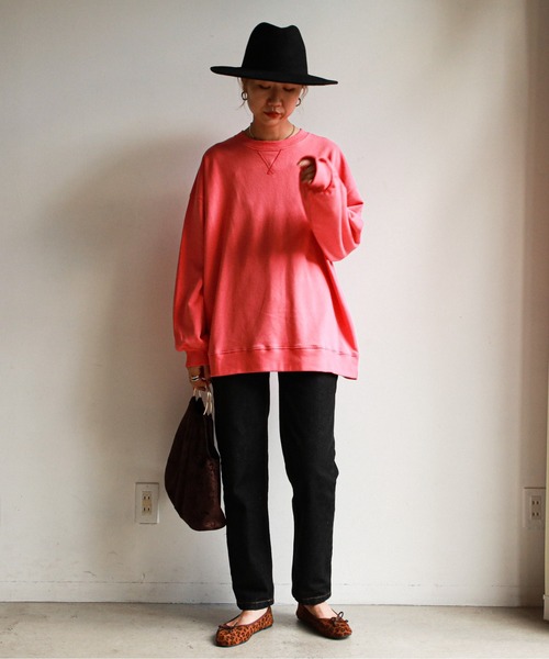 feepur（フェピュール）の「シンプルBIGスウェット（スウェット・レディース・オフホワイト/チャコールグレー/ピンク/ネイビー/杢グレー・MEDIUM）」の17枚目の写真