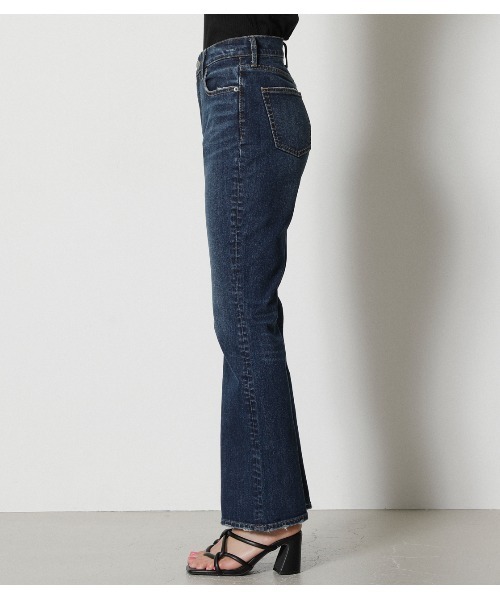 AZUL by moussy(アズールバイマウジー)の「HIGH WAIST DENIM FLARE /ハイウエストデニムフレア(デニムパンツ・レディース・ダークブルー/ワンウォッシュ・X-SMALL/SMALL/LARGE/MEDIUM)」の7枚目の写真