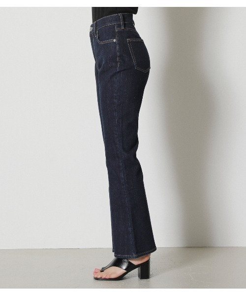 AZUL by moussy(アズールバイマウジー)の「HIGH WAIST DENIM FLARE /ハイウエストデニムフレア(デニムパンツ・レディース・ダークブルー/ワンウォッシュ・X-SMALL/SMALL/LARGE/MEDIUM)」の16枚目の写真