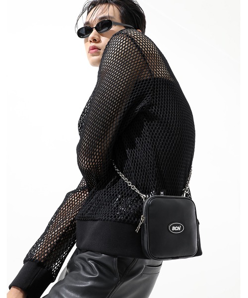 BASIC COTTON(ベーシックコットン)の「A'GEM/9 × .kom『BASIC COTTON/ベーシックコットン』BCN Square Bag/ベーシック スクエア ショルダーバック(ショルダーバッグ・レディース・ブラック/A/B・FREE)」の5枚目の写真