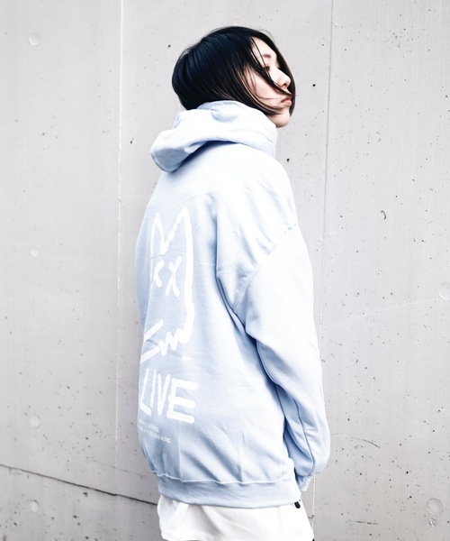 AFYF（エーエフワイエフ）の「AFYF GILDAN BODYSOUVENIR HOODED SW1/ビッグシルエット ギルダンボディ スーベニア フードスウェット/ビックプルオーバーパーカー（パーカー・メンズ・ミント/ラベンダー/ホワイト系その他/ブラック系その他/グレー系その他/オレンジ系その他/ホワイト系その他2/ホワイト系その他3/ブラック系その他2/ブラック系その他3/ブラック系その他4/ゴールド/イエロー系その他/レッド系その他/ブルー系その他/ブルー系その他2/ピンク系その他・FREE）」の10枚目の写真