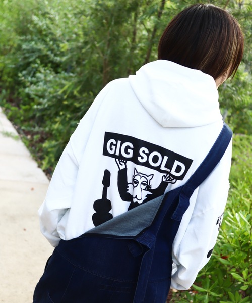 AFYF（エーエフワイエフ）の「AFYF GILDAN BODYSOUVENIR HOODED SW1/ビッグシルエット ギルダンボディ スーベニア フードスウェット/ビックプルオーバーパーカー（パーカー・メンズ・ミント/ラベンダー/ホワイト系その他/ブラック系その他/グレー系その他/オレンジ系その他/ホワイト系その他2/ホワイト系その他3/ブラック系その他2/ブラック系その他3/ブラック系その他4/ゴールド/イエロー系その他/レッド系その他/ブルー系その他/ブルー系その他2/ピンク系その他・FREE）」の3枚目の写真