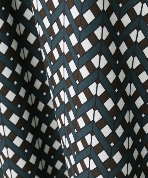 UNTITLED（アンタイトル）の「◆Rattiピエトラ　ペンタゴンフレアスカート【洗える】（スカート・レディース・チャコール/ワイン系・01/02）」の14枚目の写真