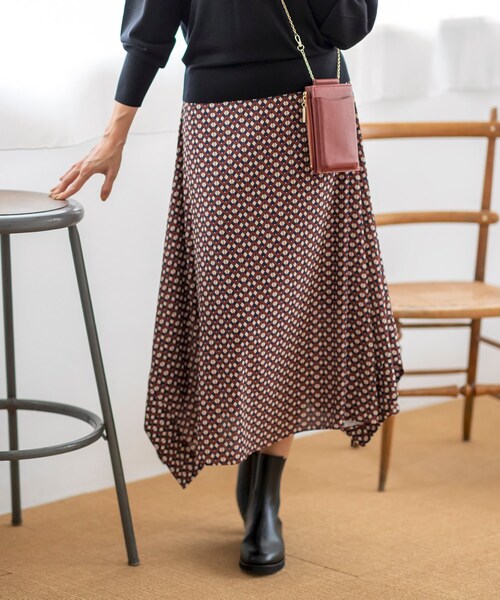 UNTITLED（アンタイトル）の「◆Rattiピエトラ　ペンタゴンフレアスカート【洗える】（スカート・レディース・チャコール/ワイン系・01/02）」の15枚目の写真
