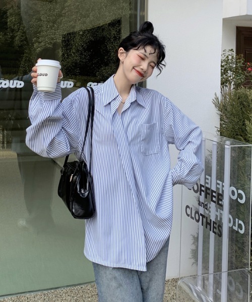 MANGROVE（マングローブ）の「ストライプラップオーバーシャツ（シャツ/ブラウス・レディース・ブルー・FREE）」の8枚目の写真