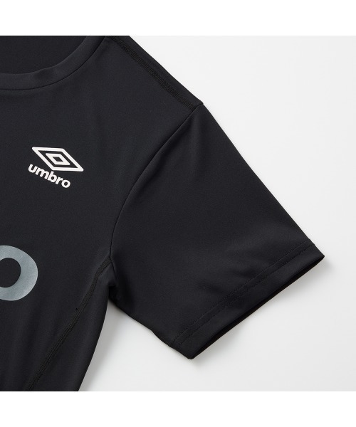 UMBRO(アンブロ)の「【UMBRO】 クルーネックTシャツ 〈吸汗速乾〉(Tシャツ/カットソー・メンズ・レッド/ブラック/ネイビー・LARGE/MEDIUM)」の6枚目の写真