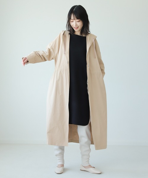 LAKOLE（ラコレ）の「TCピーチフーデッドコート / 228144（ステンカラーコート・レディース・アッシュグレー/ライトベージュ/ターメリック・SMALL/MEDIUM）」の16枚目の写真