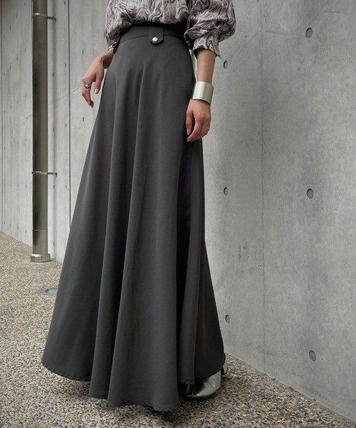 &g'aime（アンジェム）の「【&g’aime】フレアロングスカート（スカート・レディース・チャコールグレー/ベージュ・FREE）」の3枚目の写真