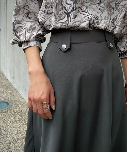 &g'aime（アンジェム）の「【&g’aime】フレアロングスカート（スカート・レディース・チャコールグレー/ベージュ・FREE）」の7枚目の写真