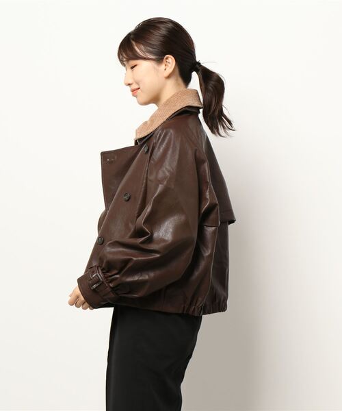 Three Four Time（ｽﾘｰﾌｫｰﾀｲﾑ）の「フェイクレザーショートトレンチジャケット（ブルゾン・レディース・ブラウン・FREE）」の11枚目の写真