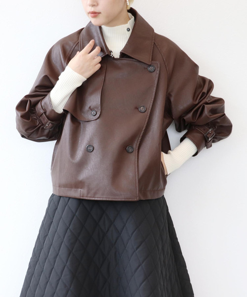 Three Four Time（ｽﾘｰﾌｫｰﾀｲﾑ）の「フェイクレザーショートトレンチジャケット（ブルゾン・レディース・ブラウン・FREE）」の7枚目の写真