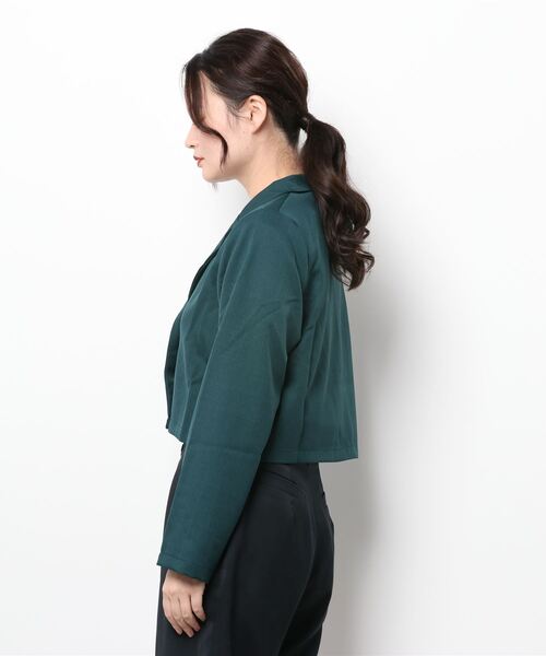 CECIL McBEE（セシルマクビー）の「ショート丈ジャケット（テーラードジャケット・レディース・ブラック/グリーン・MEDIUM）」の3枚目の写真