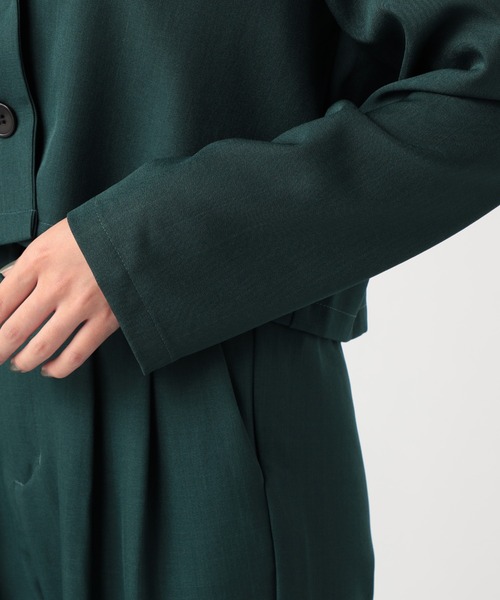 CECIL McBEE（セシルマクビー）の「ショート丈ジャケット（テーラードジャケット・レディース・ブラック/グリーン・MEDIUM）」の12枚目の写真