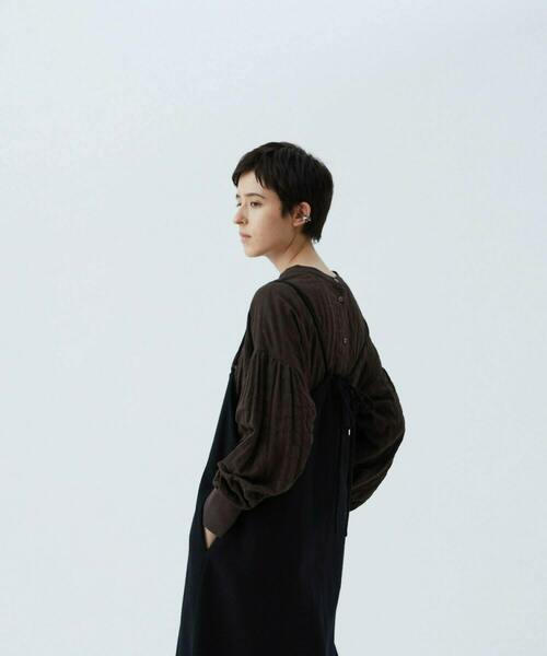 conges payes ADIEU TRISTESSE(コンジェ ペイエ アデュートリステス)の「リブカフスブラウス(シャツ/ブラウス・レディース・ブラウン系その他/グレー系その他・38)」の20枚目の写真