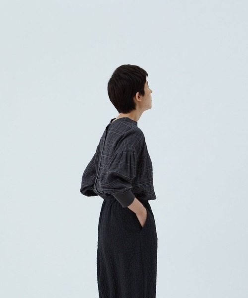 conges payes ADIEU TRISTESSE(コンジェ ペイエ アデュートリステス)の「リブカフスブラウス(シャツ/ブラウス・レディース・ブラウン系その他/グレー系その他・38)」の8枚目の写真