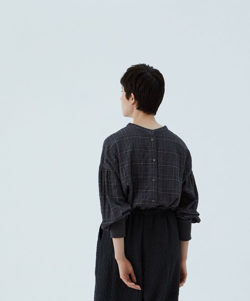 conges payes ADIEU TRISTESSE(コンジェ ペイエ アデュートリステス)の「リブカフスブラウス(シャツ/ブラウス・レディース・ブラウン系その他/グレー系その他・38)」の9枚目の写真