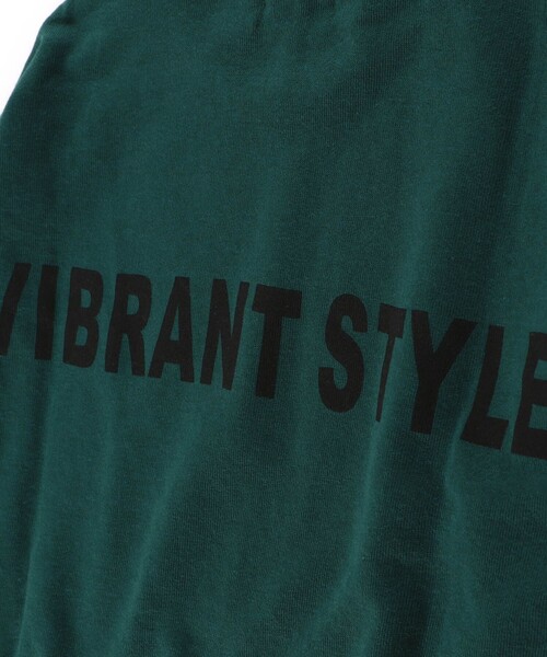 BRANSHES(ブランシェス)の「【ダイナソー&バックロゴ】トレーナー(スウェット・キッズ・ベージュ/ブラック/グリーン・120/130/140/150/90/100/110)」の20枚目の写真