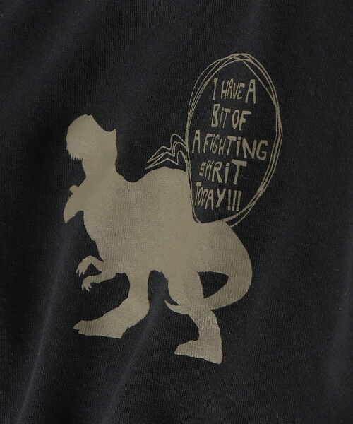 BRANSHES(ブランシェス)の「【ダイナソー&バックロゴ】トレーナー(スウェット・キッズ・ベージュ/ブラック/グリーン・120/130/140/150/90/100/110)」の8枚目の写真