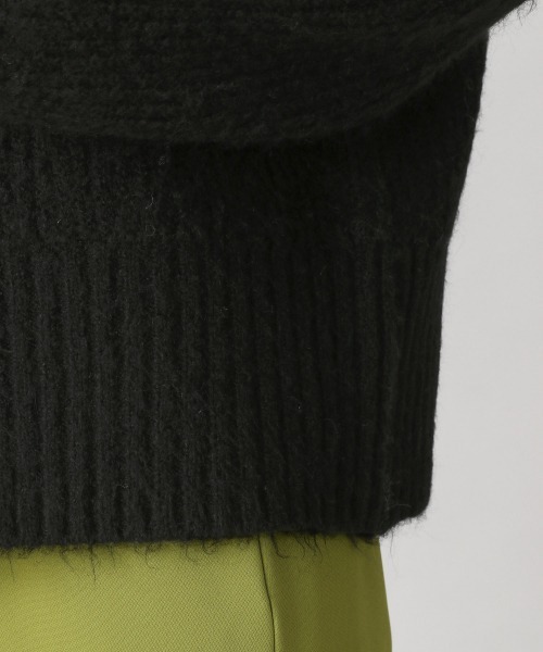 LOWRYS FARM（ローリーズファーム）の「２ＷＡＹソデボリュームＬＳ　260933（ニット/セーター・レディース・ブラック/パープル/イエロー/アイボリー・FREE）」の16枚目の写真
