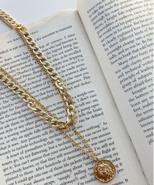 PairPair(ペアペア)の「コインチャームネックレス(ユニセックス)(ネックレス・レディース・シルバー/ゴールド・FREE)」の8枚目の写真