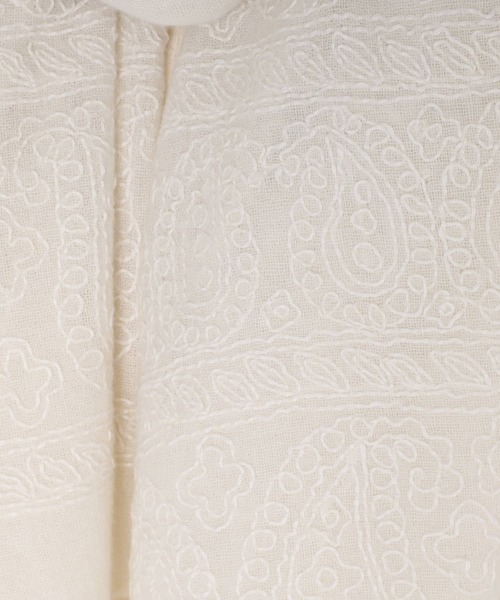 BEARDSLEY（ビアズリー）の「《CITRUS》ストール（マフラー・レディース・ホワイト/ブラック・FREE）」の3枚目の写真