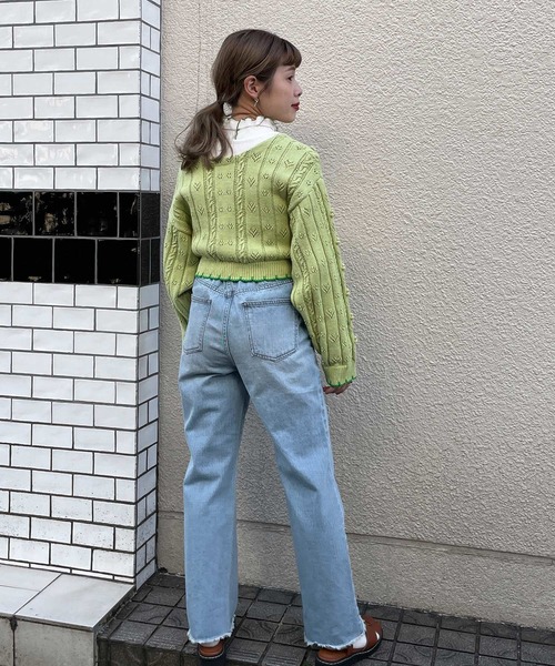 w closet（ダブルクローゼット）の「ダメージストレートデニムパンツ（デニムパンツ・レディース・ブルー/キナリ・S/M）」の5枚目の写真