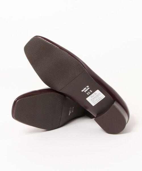 velikoko ラクチンきれいシューズ(ヴェリココ)の「晴雨兼用 ソフトVカットスクエアトゥパンプス(3.0cmヒール)(パンプス・レディース・ブラック/ブラウン/ピンクベージュ・22.5cm/23cm/23.5cm/24cm/24.5cm/25cm)」の5枚目の写真