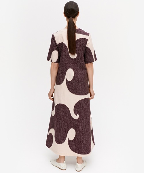 marimekko（マリメッコ）の「Jokeri Papajo / Laulaen dress