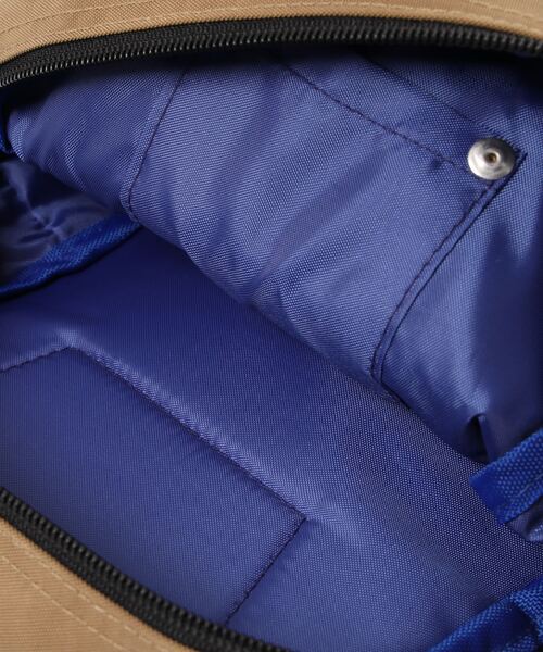 Ocean&Ground(オーシャン&グラウンド)の「DAYPACK CRAZY(kids/XS・M)(バックパック/リュック・キッズ・ライトグレー/ライトブルー/ベージュ/ブルー/キャメル/ライトピンク・M/XS)」の20枚目の写真