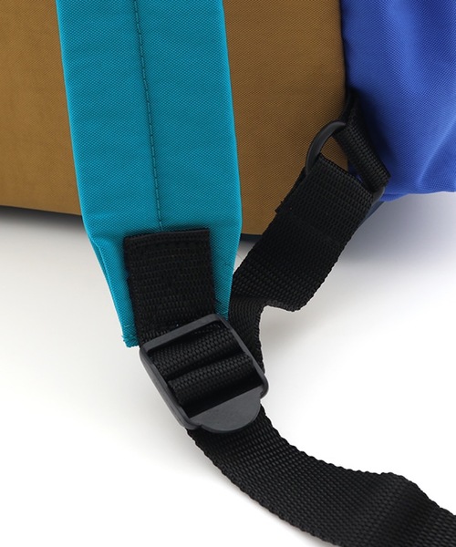 Ocean&Ground(オーシャン&グラウンド)の「DAYPACK CRAZY(kids/XS・M)(バックパック/リュック・キッズ・ライトグレー/ライトブルー/ベージュ/ブルー/キャメル/ライトピンク・M/XS)」の9枚目の写真