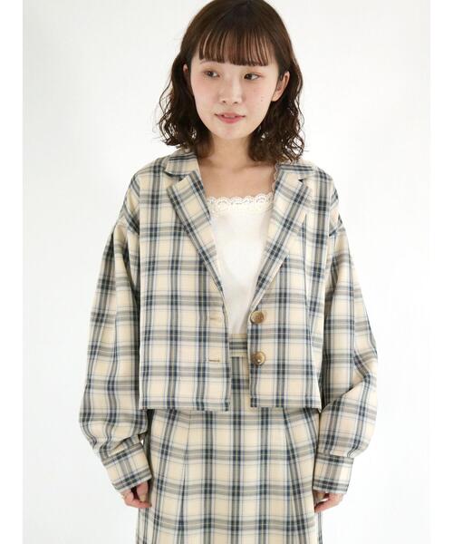 ehka sopo（エヘカソポ）の「スクエアレースタンクトップ（タンクトップ・レディース・ブラック/グリーン/キナリ・ﾌﾘ-）」の12枚目の写真