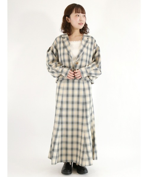 ehka sopo（エヘカソポ）の「スクエアレースタンクトップ（タンクトップ・レディース・ブラック/グリーン/キナリ・ﾌﾘ-）」の11枚目の写真