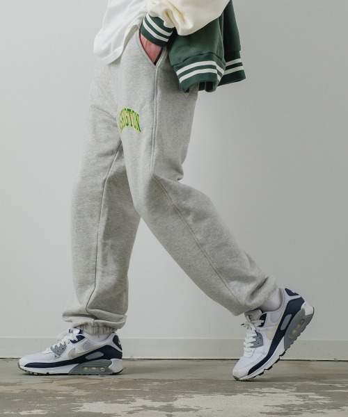improves(インプローブス)の「アーチロゴプリント&ソリッド 引揃裏毛 バルーンシルエット ワイド スウェットパンツ(スウェットパンツ・メンズ・ネイビー/オフホワイト/グリーン/杢グレー/チャコール/D/E/F/C/B/A・MEDIUM/LARGE)」の16枚目の写真