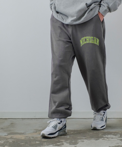 improves(インプローブス)の「アーチロゴプリント&ソリッド 引揃裏毛 バルーンシルエット ワイド スウェットパンツ(スウェットパンツ・メンズ・ネイビー/オフホワイト/グリーン/杢グレー/チャコール/D/E/F/C/B/A・MEDIUM/LARGE)」の20枚目の写真