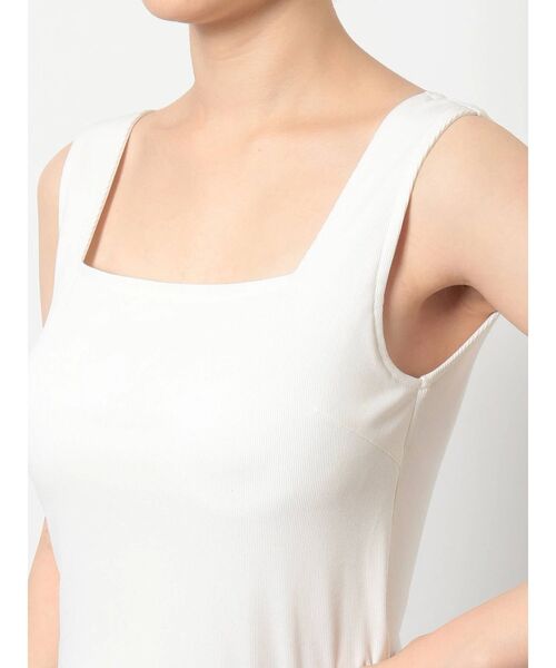 EVRIS（エヴリス）の「スクエアネックリブタンク（タンクトップ・レディース・ホワイト/ブラック/オレンジ/ブルー・FREE）」の16枚目の写真