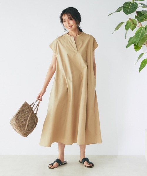 なも。 美品 イレーヴ タイプライター スキッパーワンピース& トゥジュー なも。 美品 イレーヴ タイプライター スキッパーワンピース