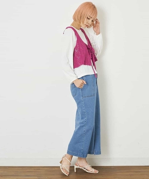 A de a.v.v（アードアー・ヴェ・ヴェ）の「［2点セット］レースビスチェ／パフ袖TEE（アンサンブル・レディース・パープル/ブラック・39）」の3枚目の写真