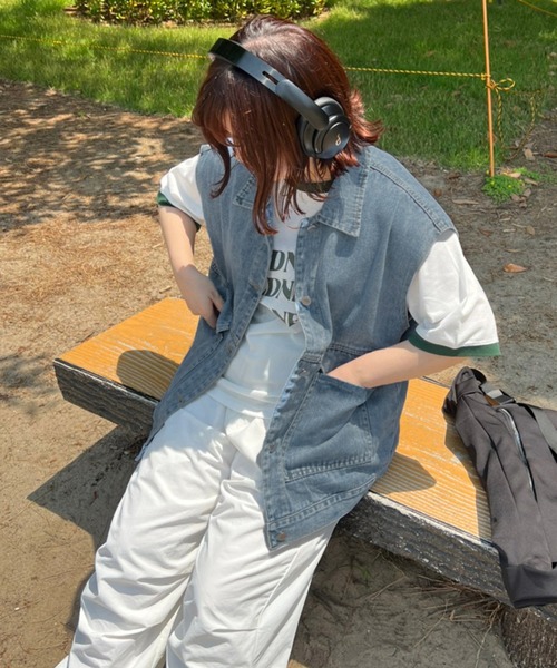 kutir(クティール)の「デニムベスト(ベスト・レディース・ライトブルー/ブラック・FREE)」の1枚目の写真